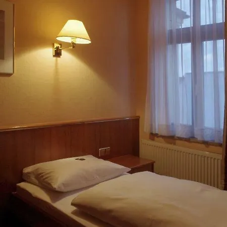 Merseburger Hof 3*